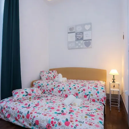 Patio Da Foz By Rent4All *